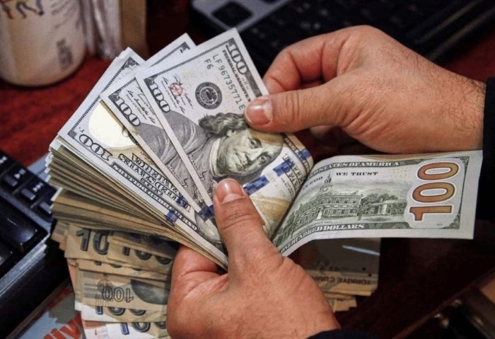 الوضع الاقتصادي وتقلبات سعر الدولار