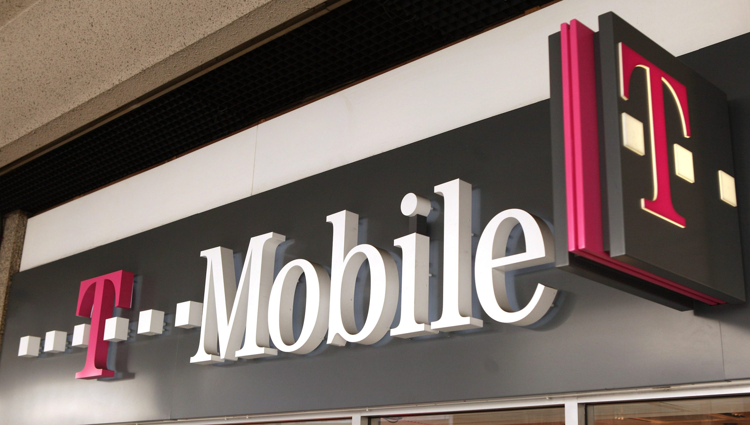 How does T-Mobile Lease work