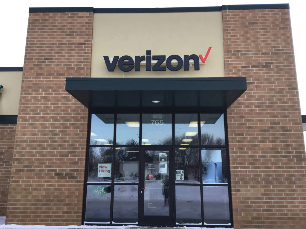 Your Gateway to Verizon in Fargo · pixelsseo Company