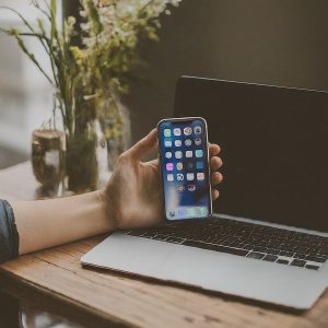 How to reset iphone 12