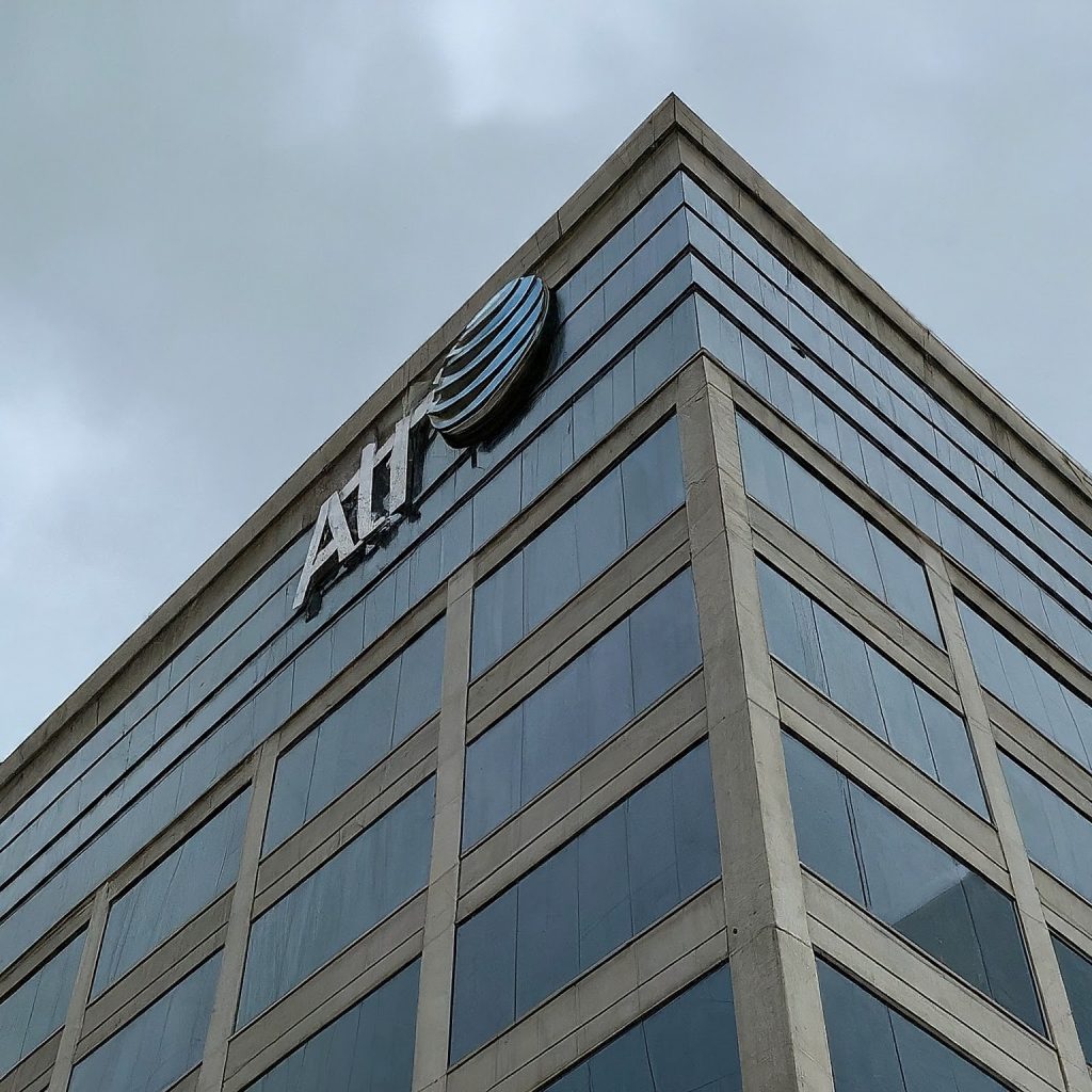Who Owns AT&T: Unveiling The Complex Ownership Structure