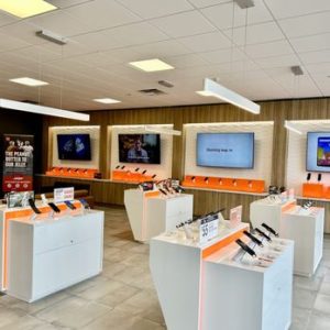 Consumer Cellular Retailers